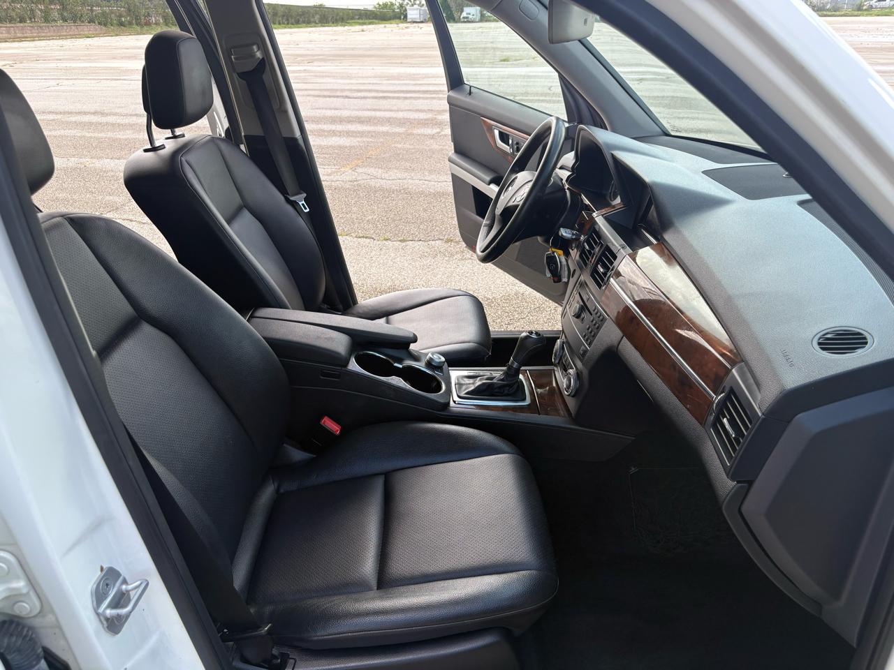 Mercedes-Benz GLK-Class 4MATIC 4dr GLK 350 2012