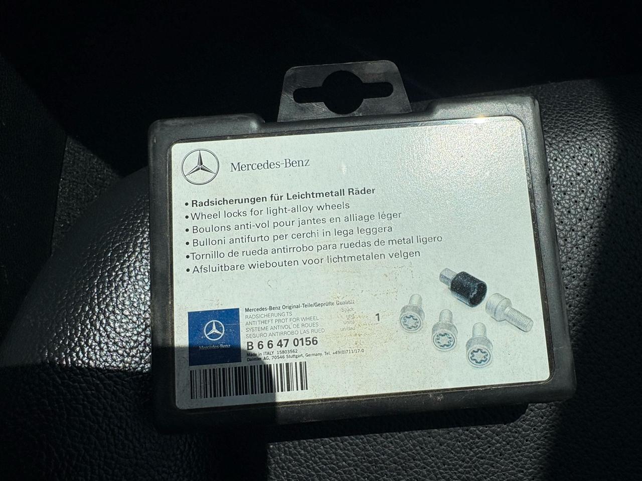 Mercedes-Benz GLK-Class 4MATIC 4dr GLK 350 2012