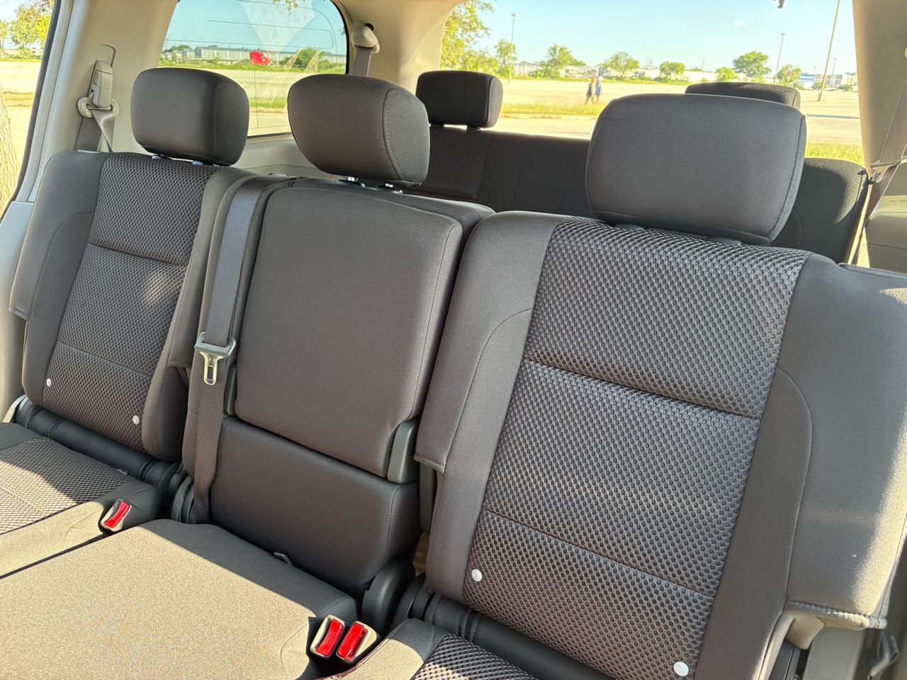 Nissan Armada 2WD 4dr SE 2004
