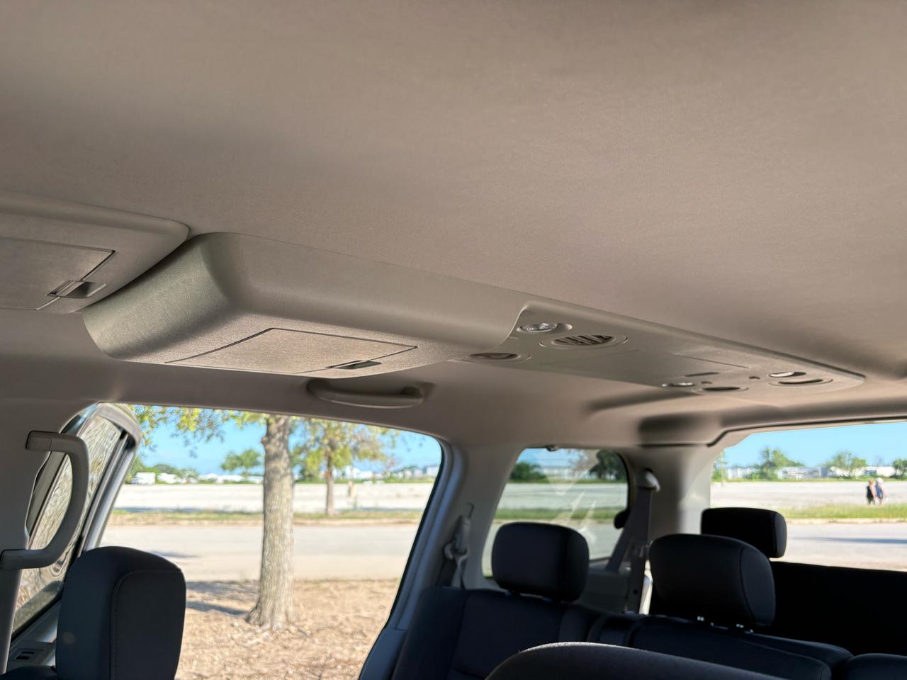Nissan Armada 2WD 4dr SE 2004