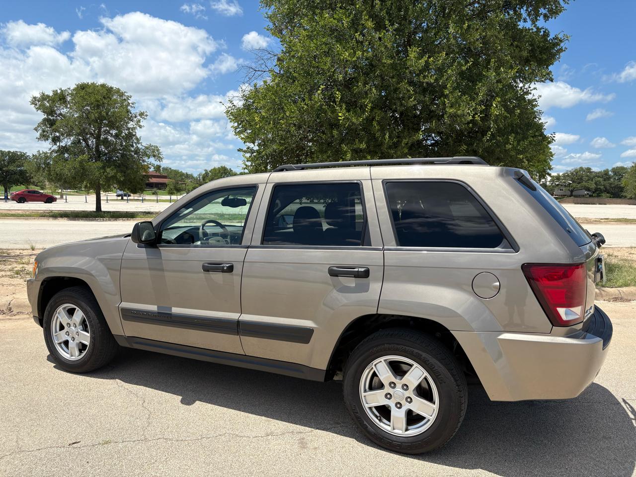 Jeep Grand Cherokee 4dr Laredo 4WD 2006