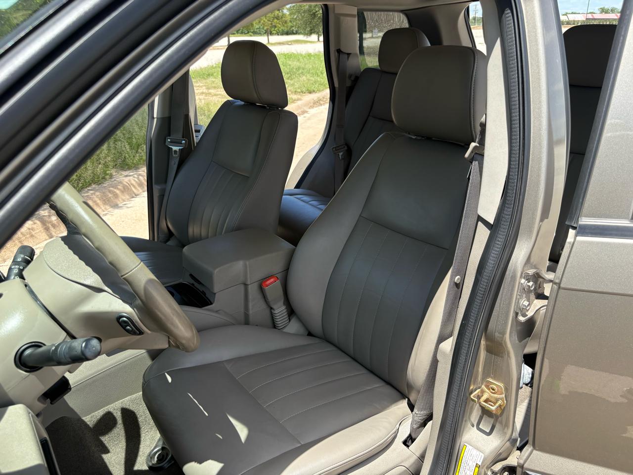 Jeep Grand Cherokee 4dr Laredo 4WD 2006