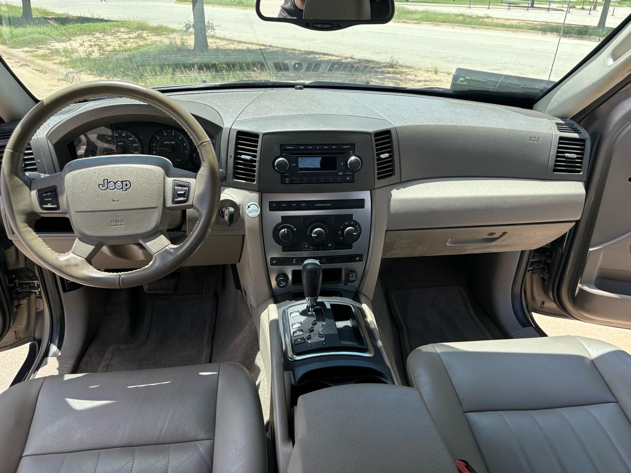 Jeep Grand Cherokee 4dr Laredo 4WD 2006