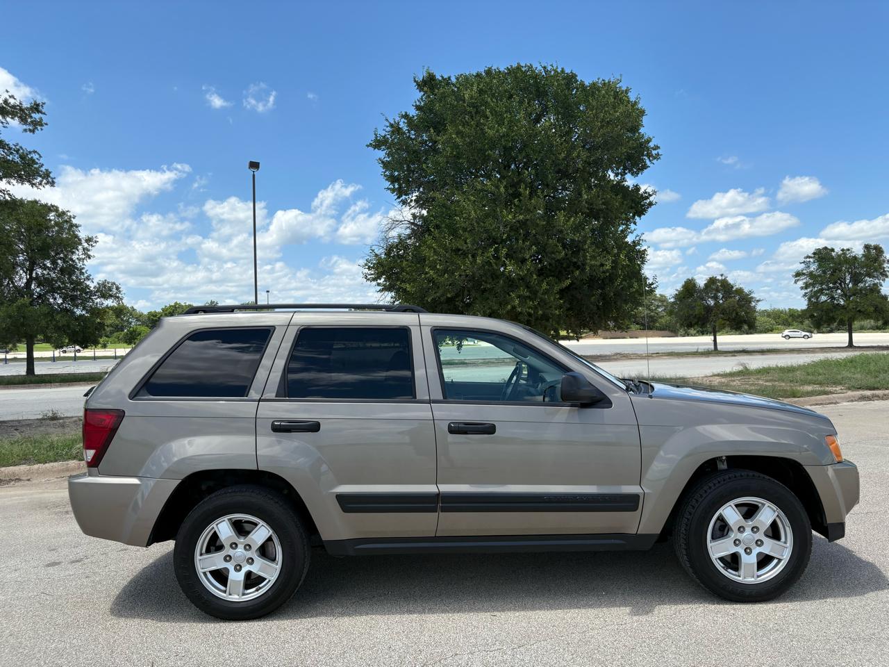 Jeep Grand Cherokee 4dr Laredo 4WD 2006