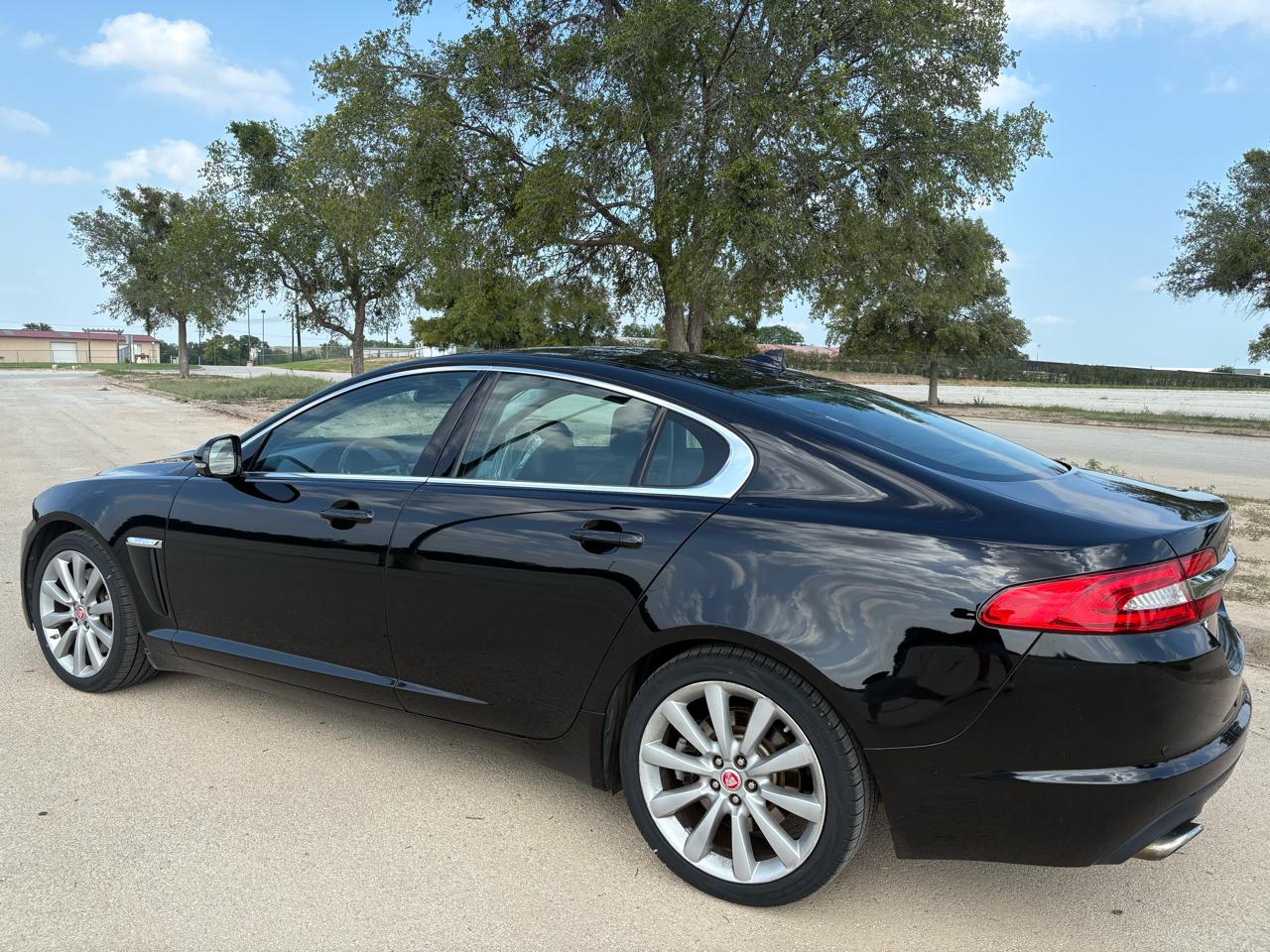 Jaguar XF  2014