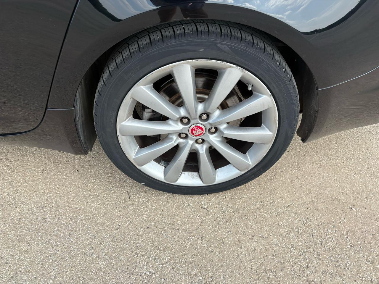 Jaguar XF  2014