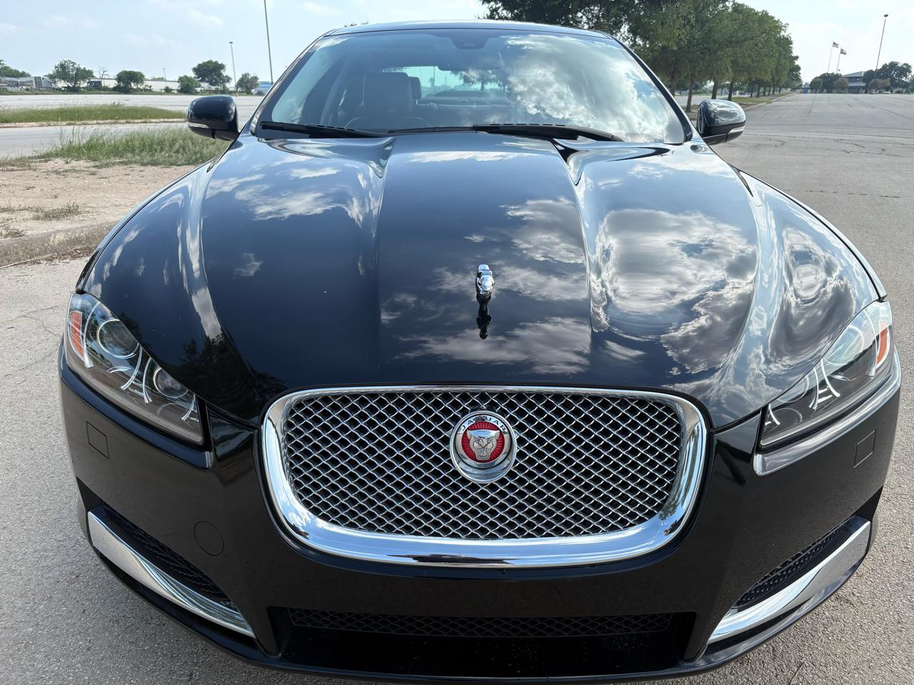 Jaguar XF  2014