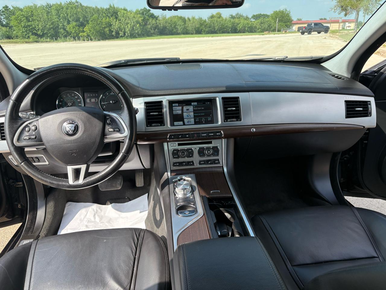 Jaguar XF  2014