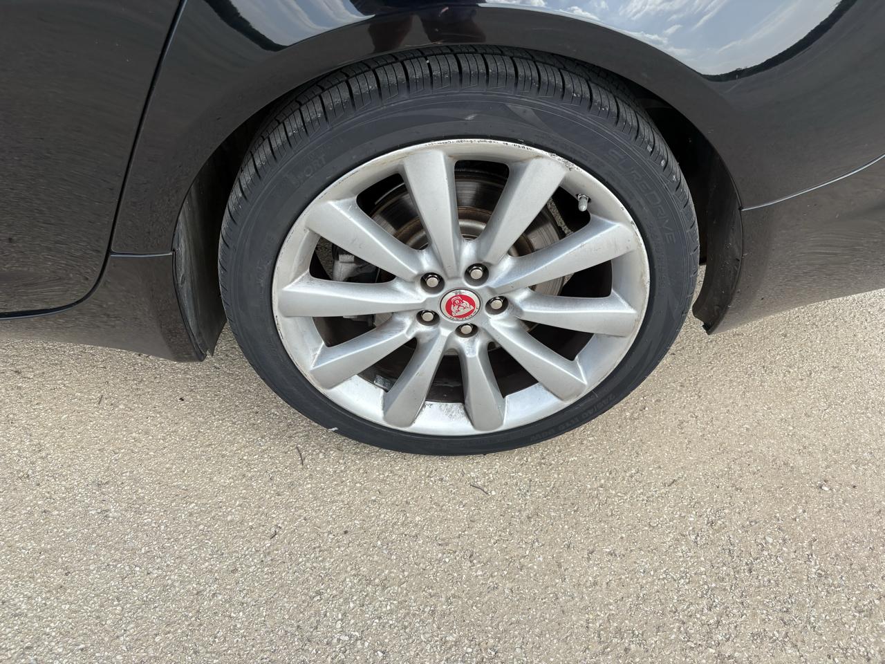 Jaguar XF  2014