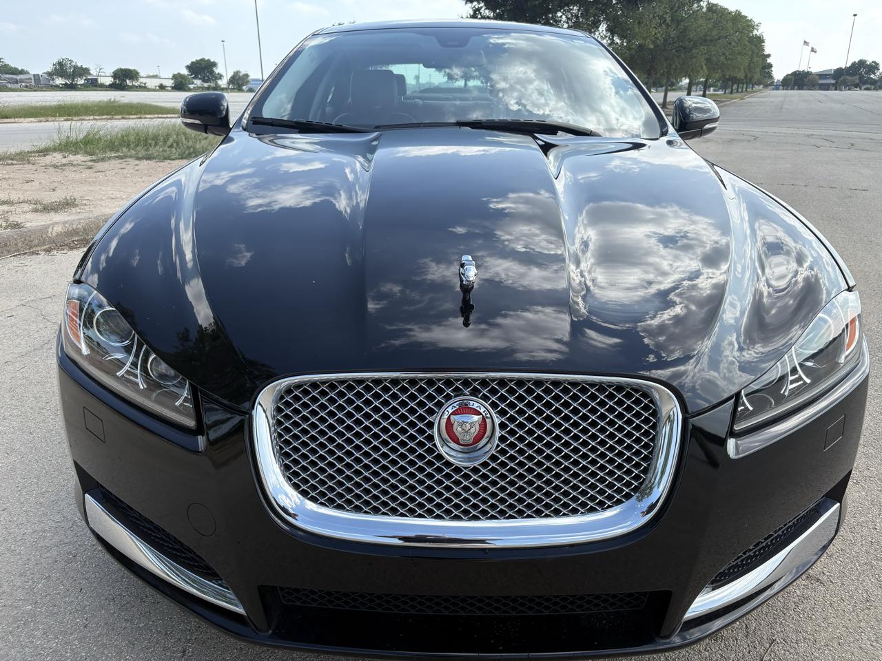 Jaguar XF  2014