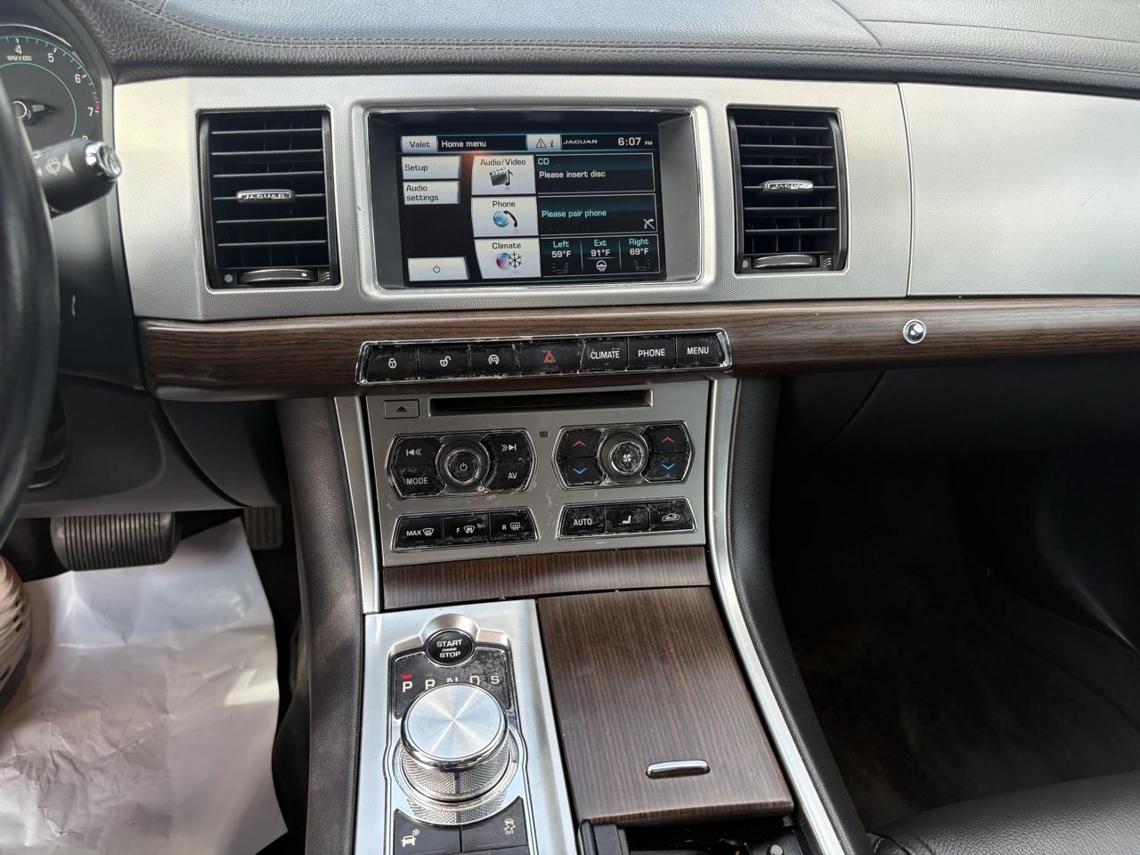 Jaguar XF  2014
