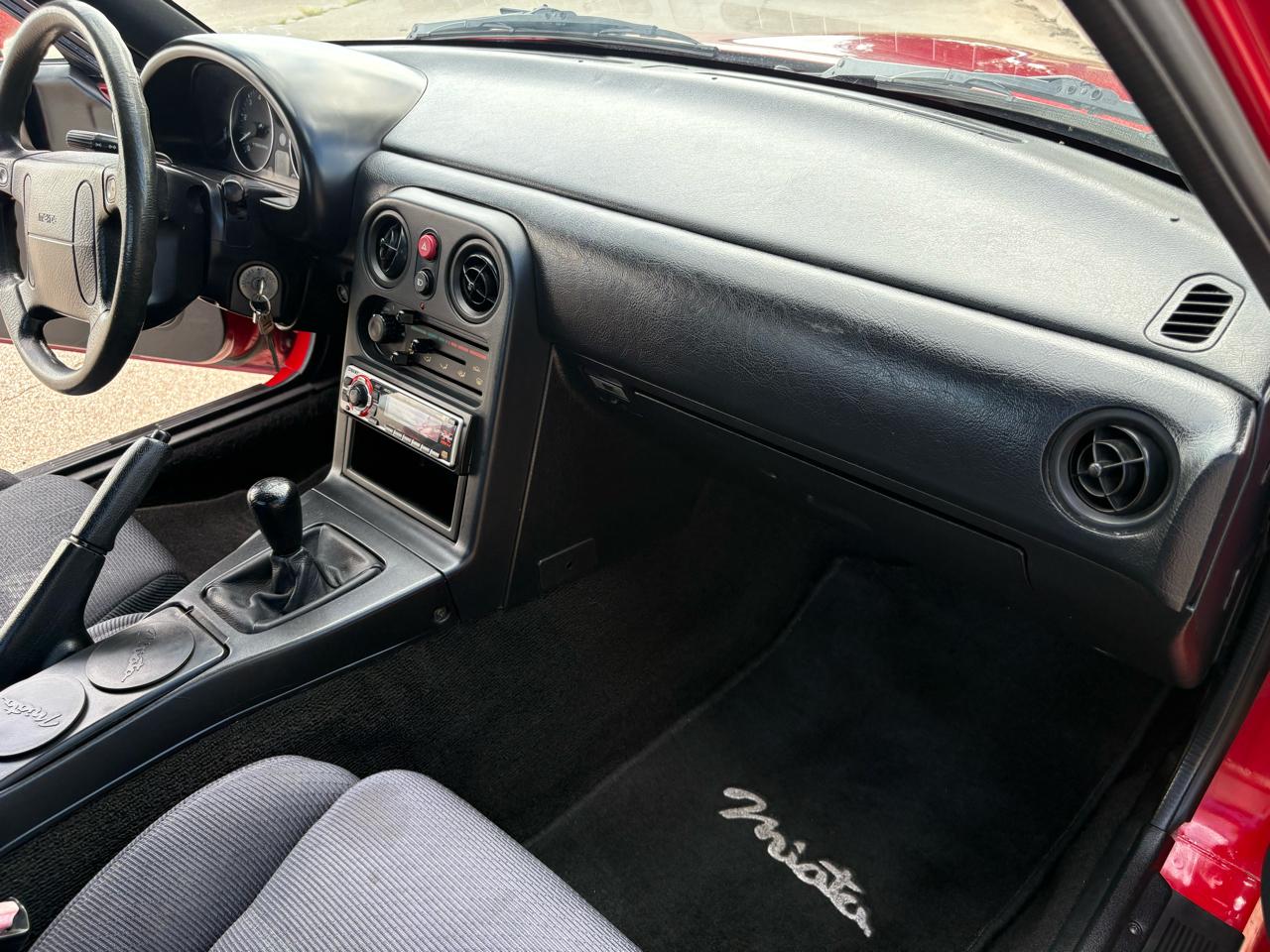 Mazda MX-5 Miata 2dr Convertible Special Edition 5-Spd 1991