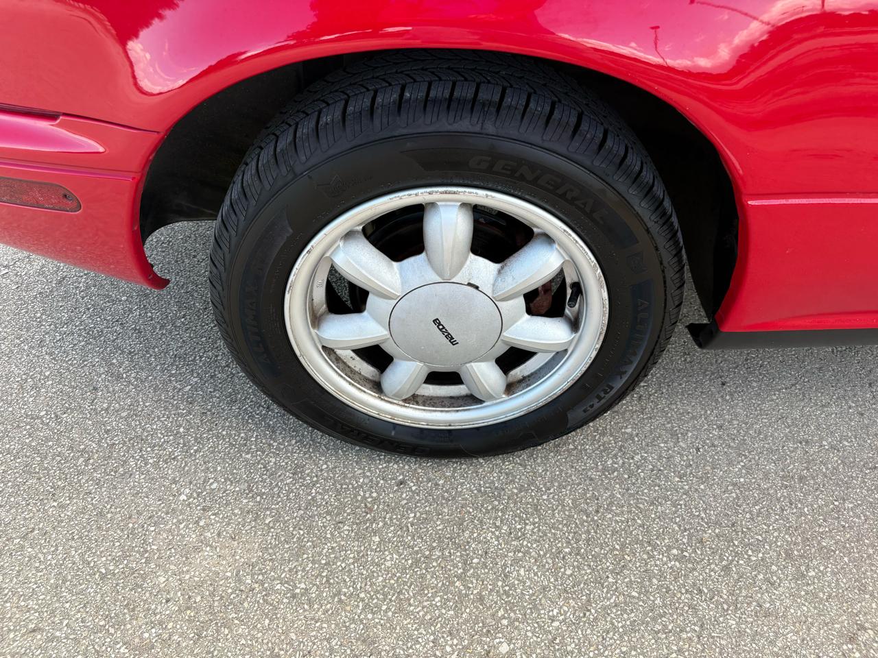 Mazda MX-5 Miata 2dr Convertible Special Edition 5-Spd 1991
