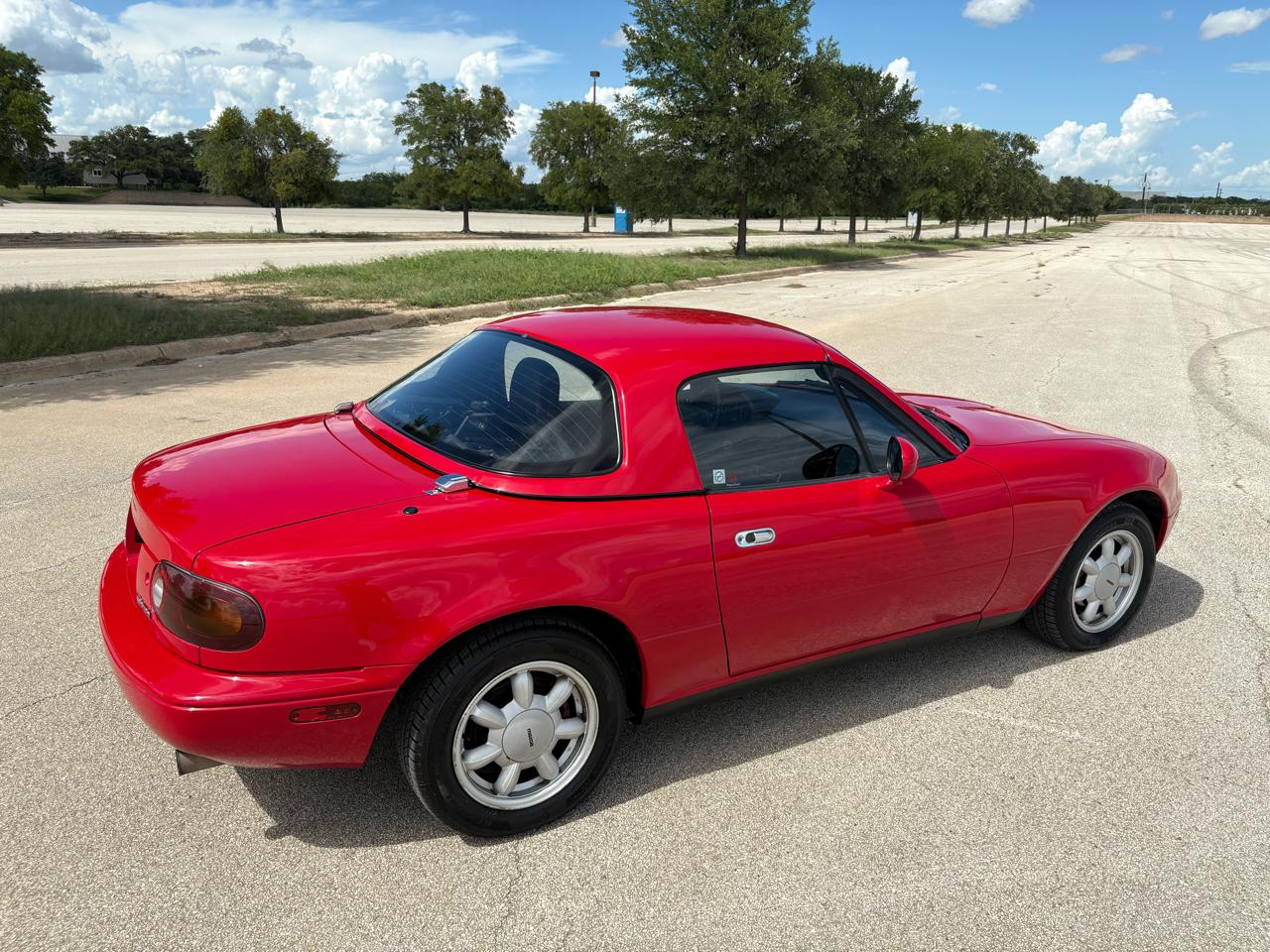 Mazda MX-5 Miata 2dr Convertible Special Edition 5-Spd 1991