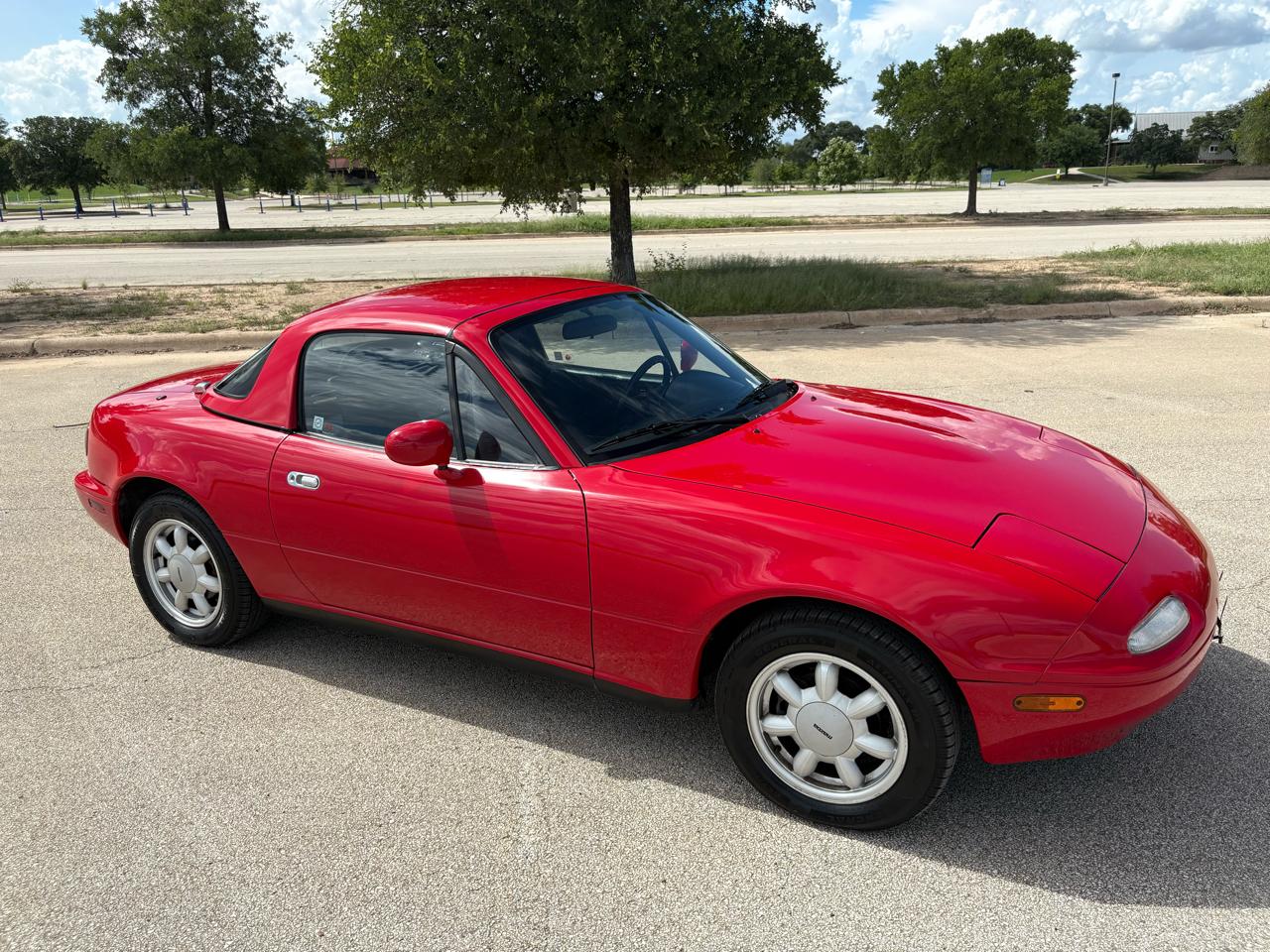 Mazda MX-5 Miata 2dr Convertible Special Edition 5-Spd 1991