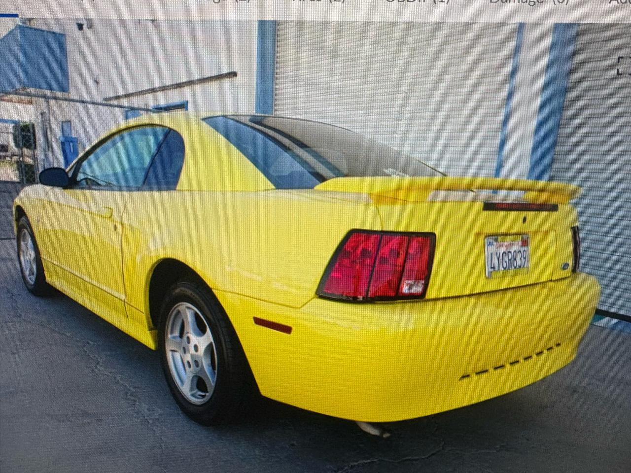 Ford Mustang  2002