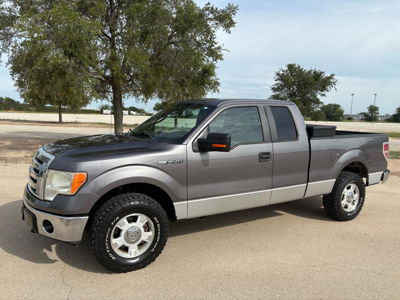 Ford F-150 4WD SuperCab 145" XLT 2010