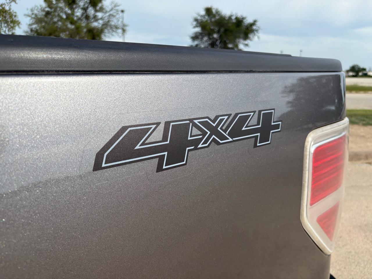 Ford F-150 4WD SuperCab 145" XLT 2010