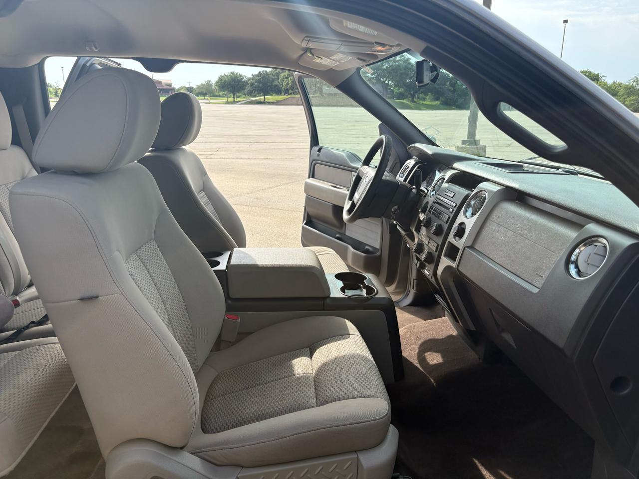 Ford F-150 4WD SuperCab 145" XLT 2010
