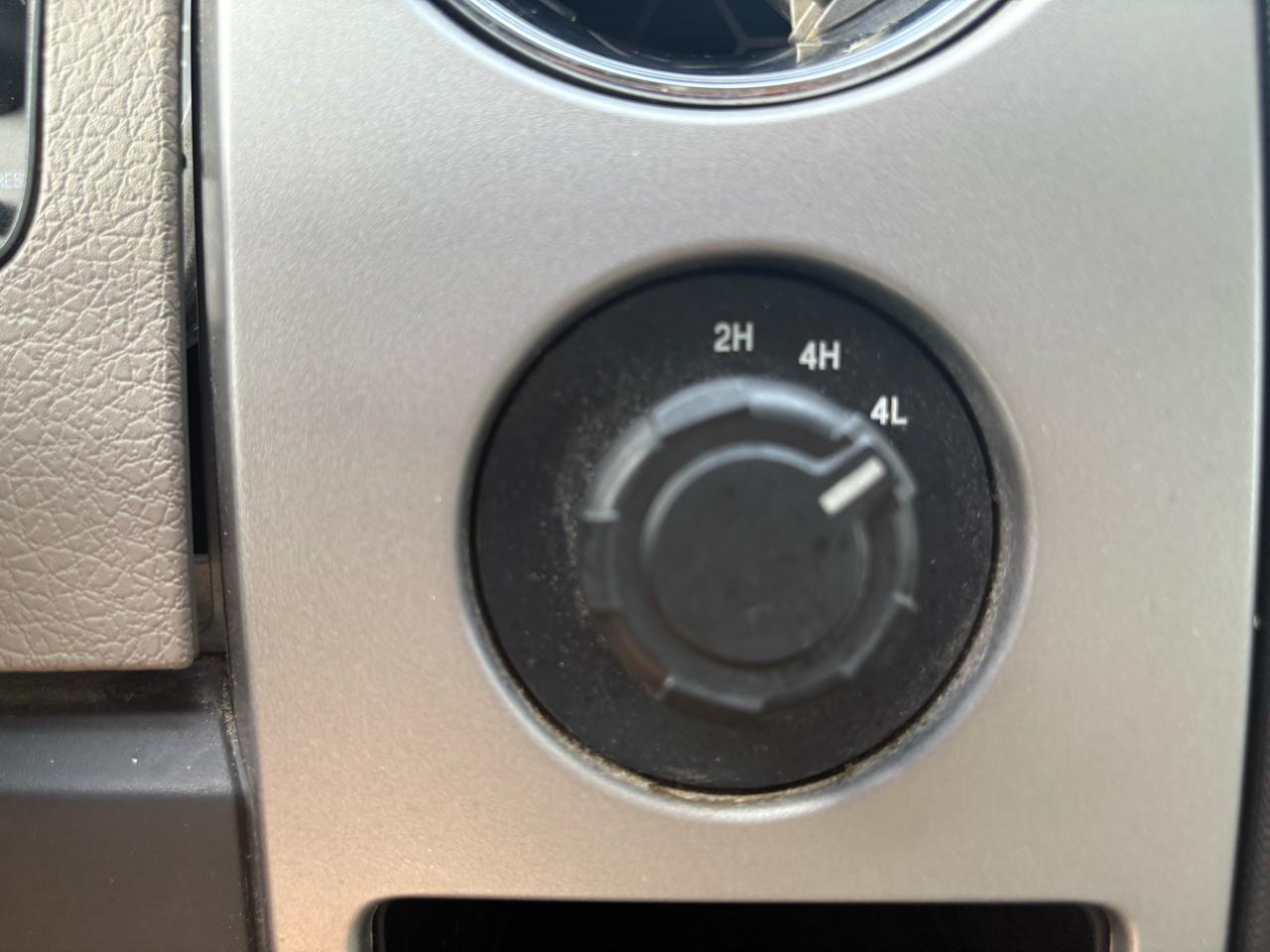 Ford F-150 4WD SuperCab 145" XLT 2010