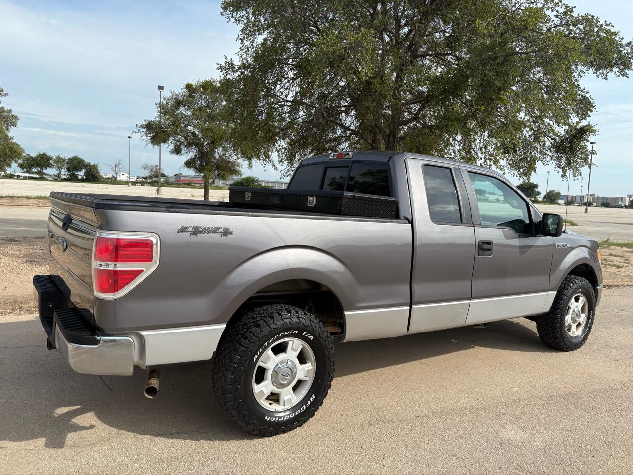 Ford F-150 4WD SuperCab 145" XLT 2010