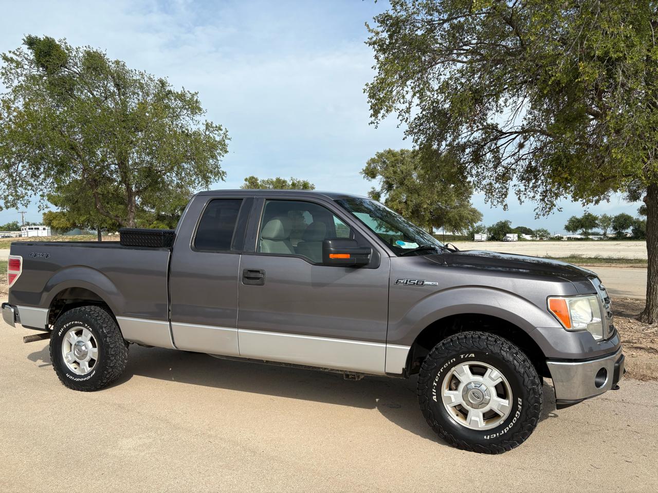 Ford F-150 4WD SuperCab 145" XLT 2010