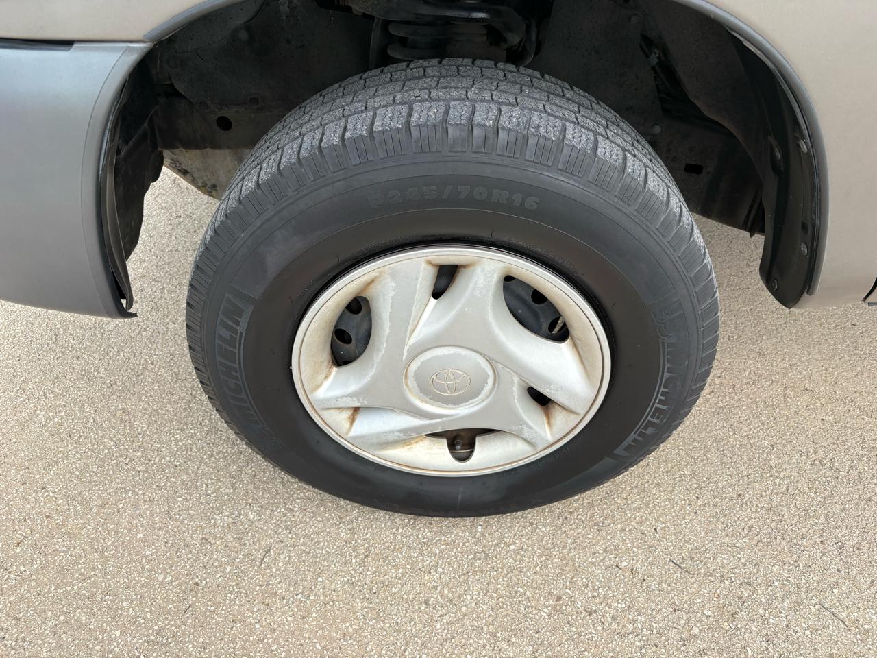 Toyota Tundra  2006