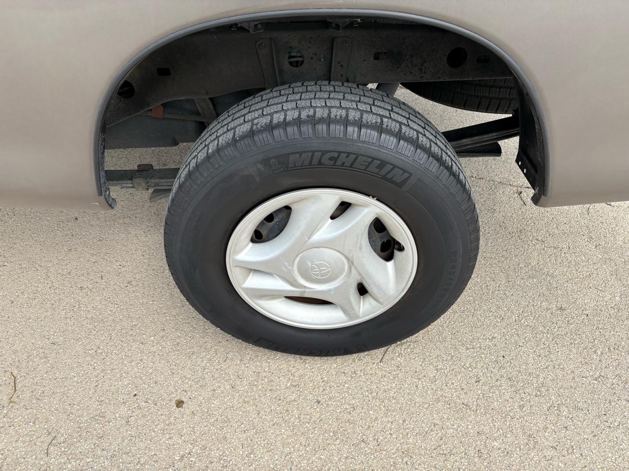 Toyota Tundra  2006