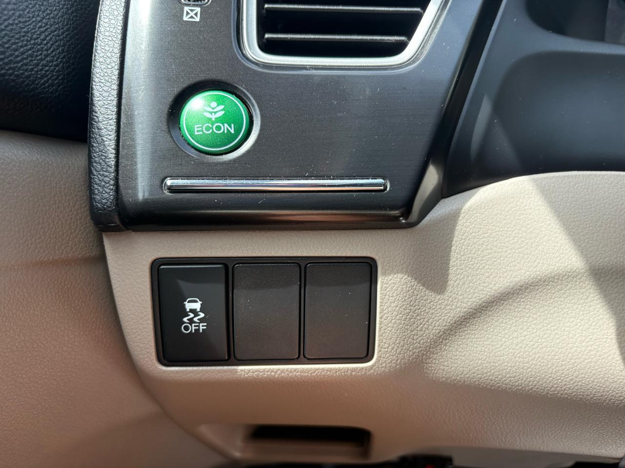 Honda Civic Sdn 4dr Auto LX 2013