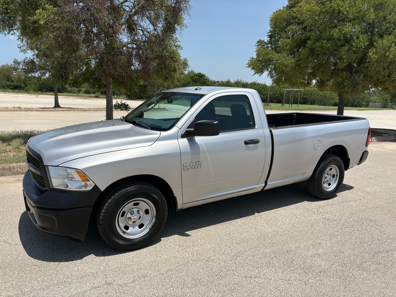 RAM 1500 2WD Reg Cab 140.5" Tradesman 2014