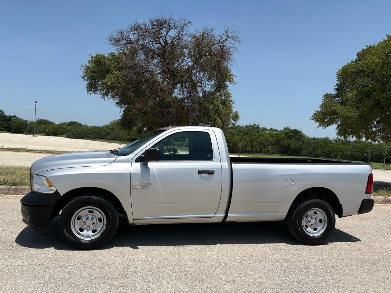 RAM 1500 2WD Reg Cab 140.5" Tradesman 2014