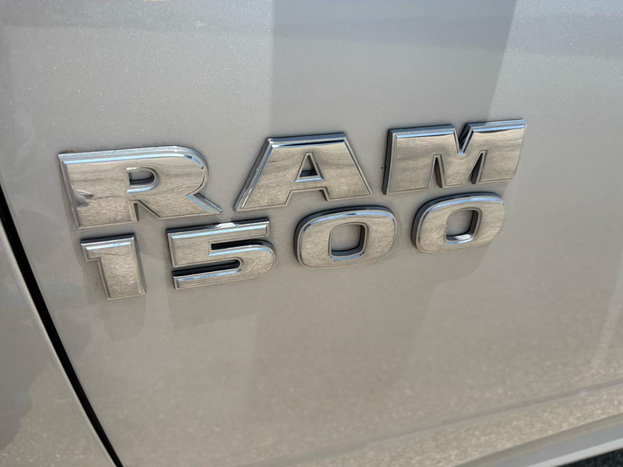 RAM 1500 2WD Reg Cab 140.5" Tradesman 2014