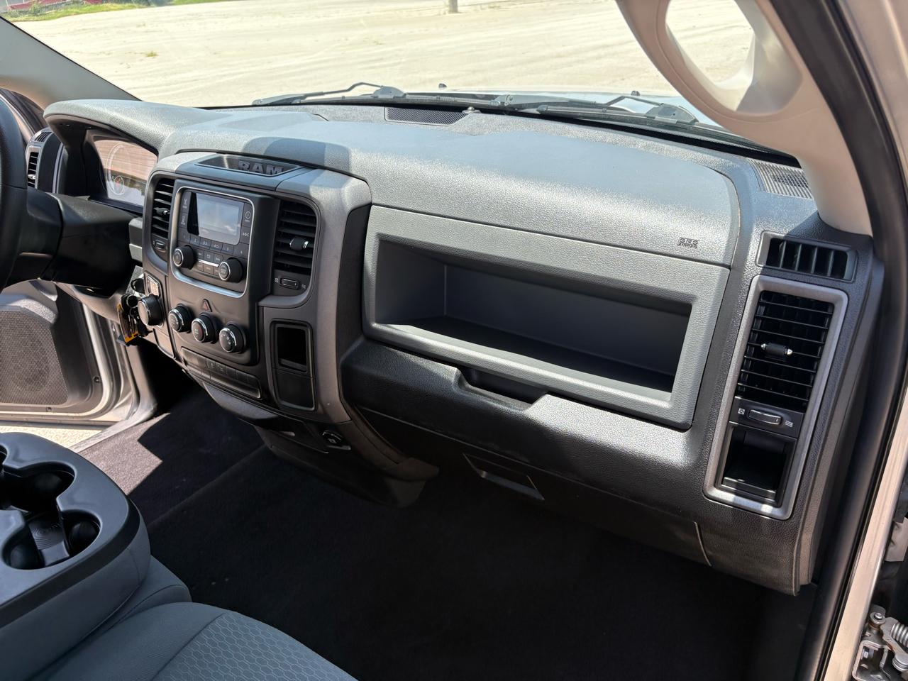 RAM 1500 2WD Reg Cab 140.5" Tradesman 2014