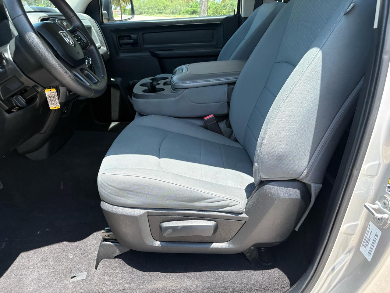 RAM 1500 2WD Reg Cab 140.5" Tradesman 2014