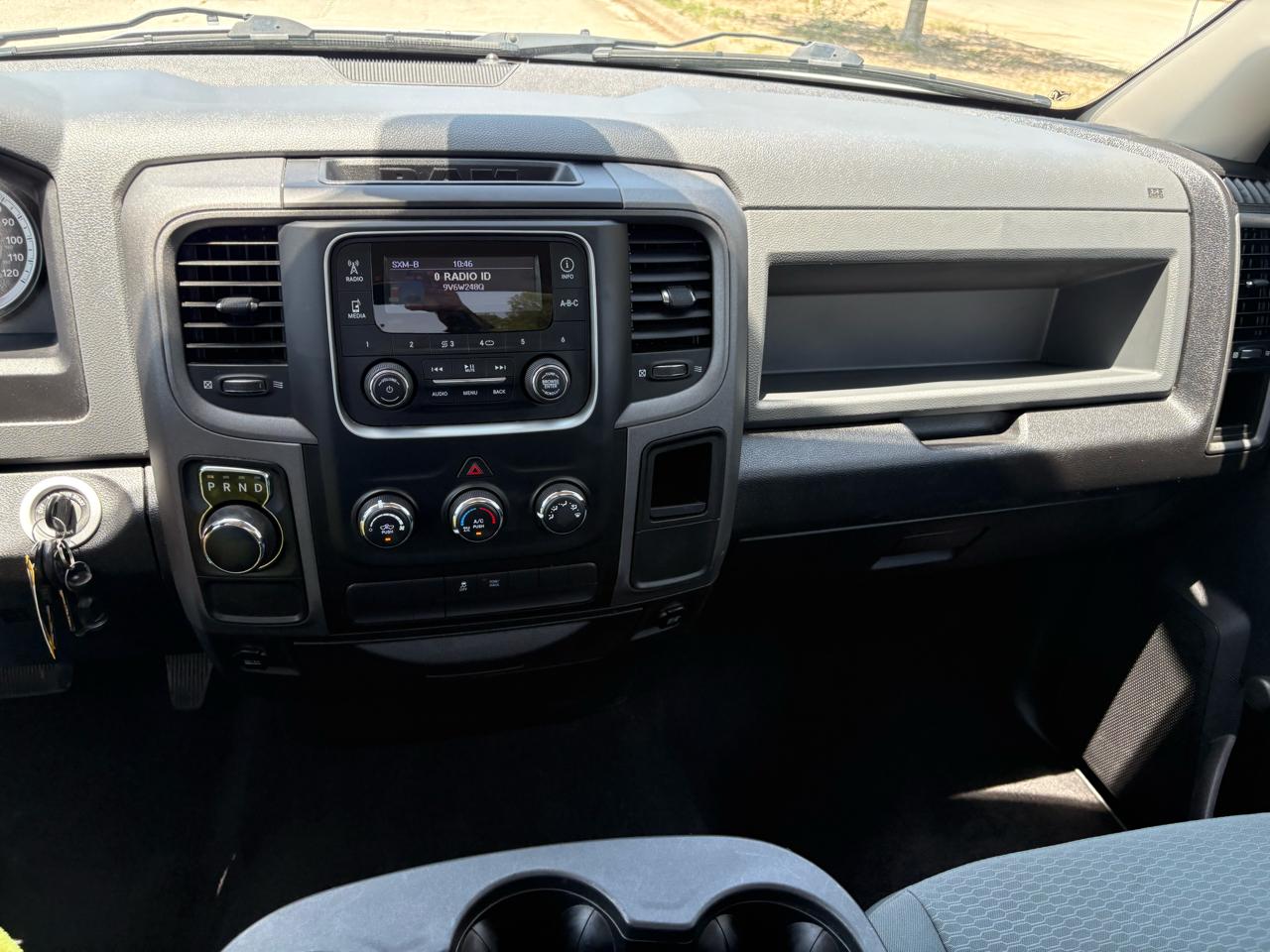 RAM 1500 2WD Reg Cab 140.5" Tradesman 2014