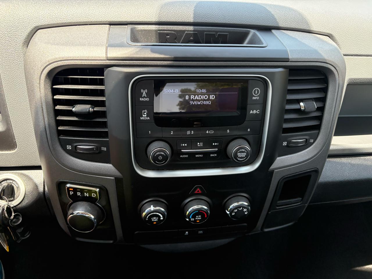 RAM 1500 2WD Reg Cab 140.5" Tradesman 2014