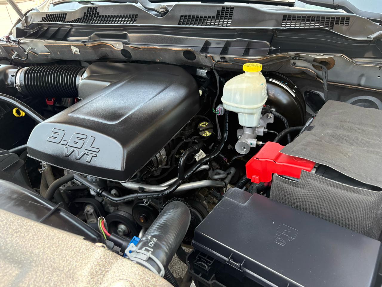 RAM 1500 2WD Reg Cab 140.5" Tradesman 2014