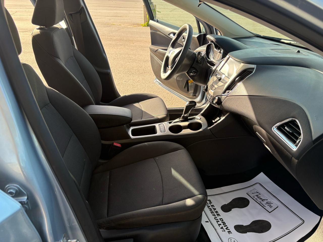 Chevrolet Cruze  2017