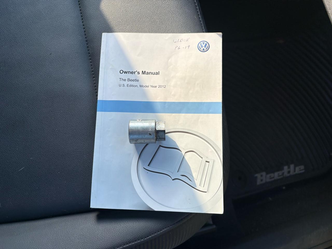 Volkswagen Beetle 2dr Cpe Auto 2.5L PZEV 2012