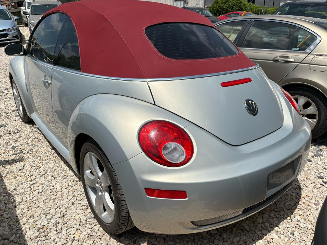 Volkswagen New Beetle Convertible  2009