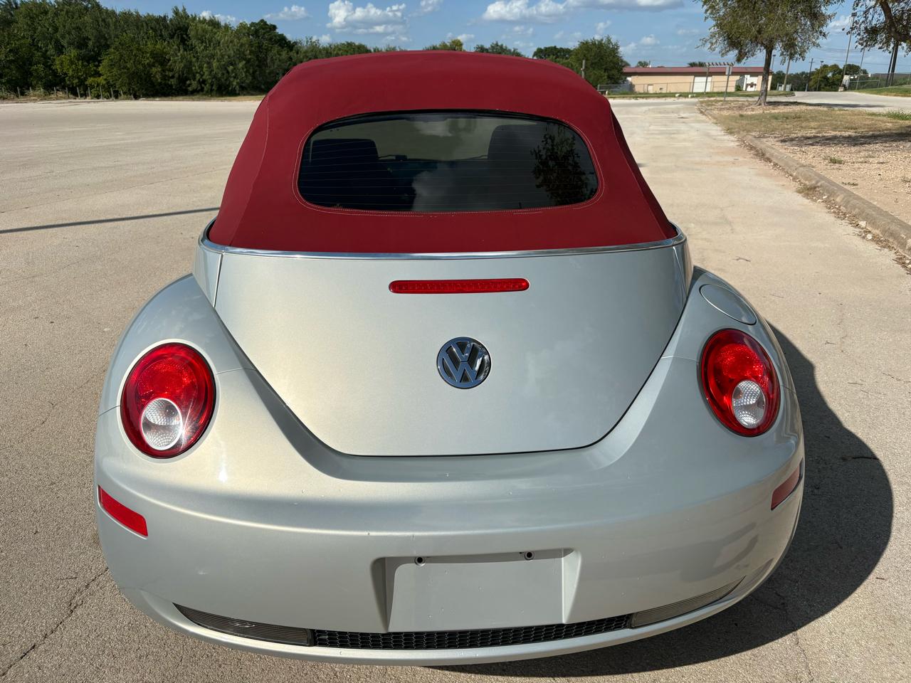 Volkswagen New Beetle Convertible  2009