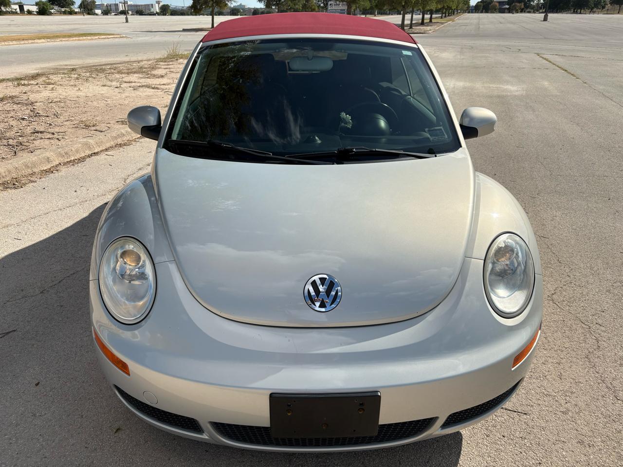 Volkswagen New Beetle Convertible  2009