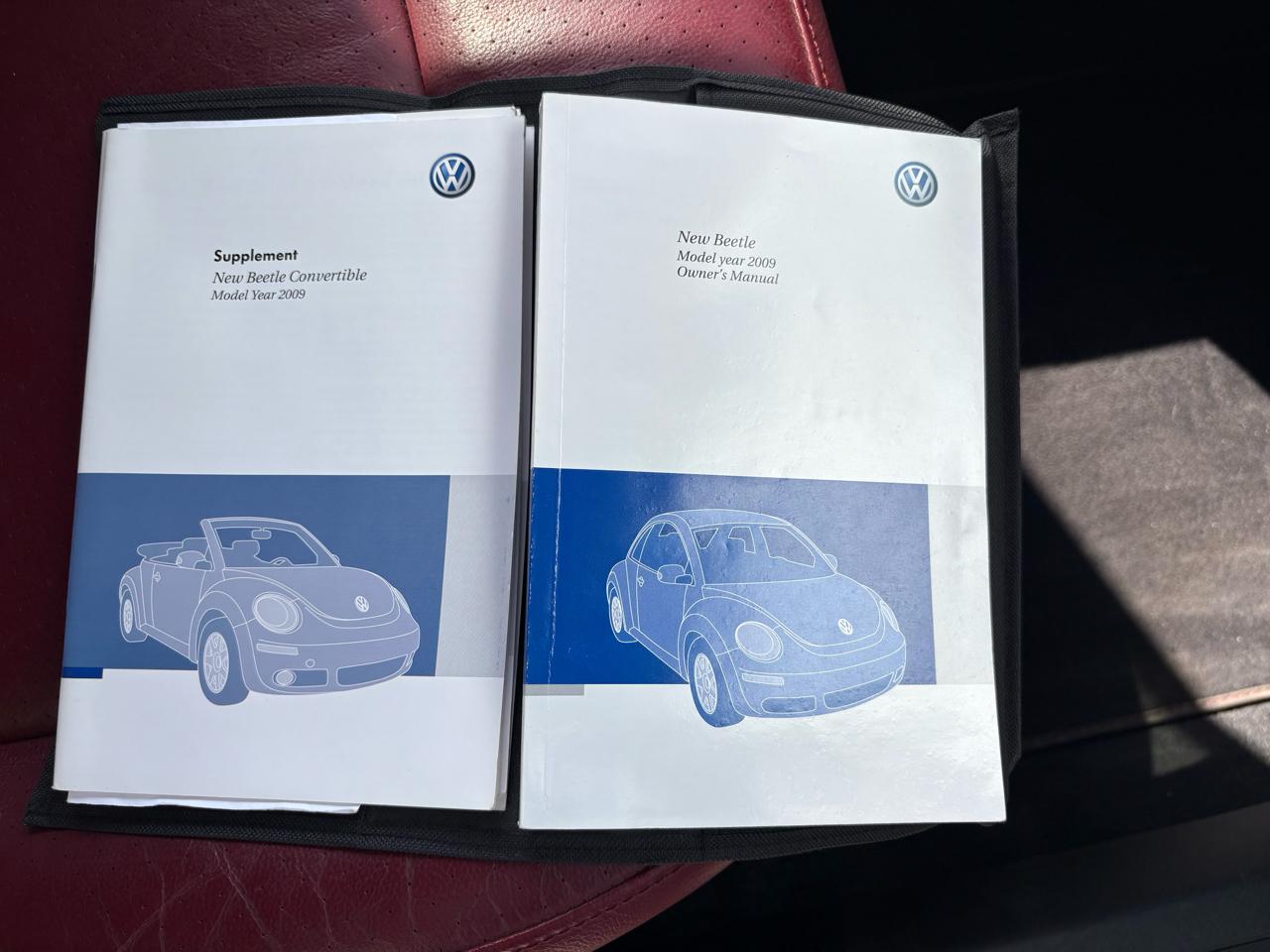 Volkswagen New Beetle Convertible  2009