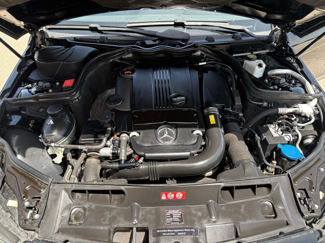 Mercedes-Benz C-Class 4dr Sdn C 250 Sport RWD 2014