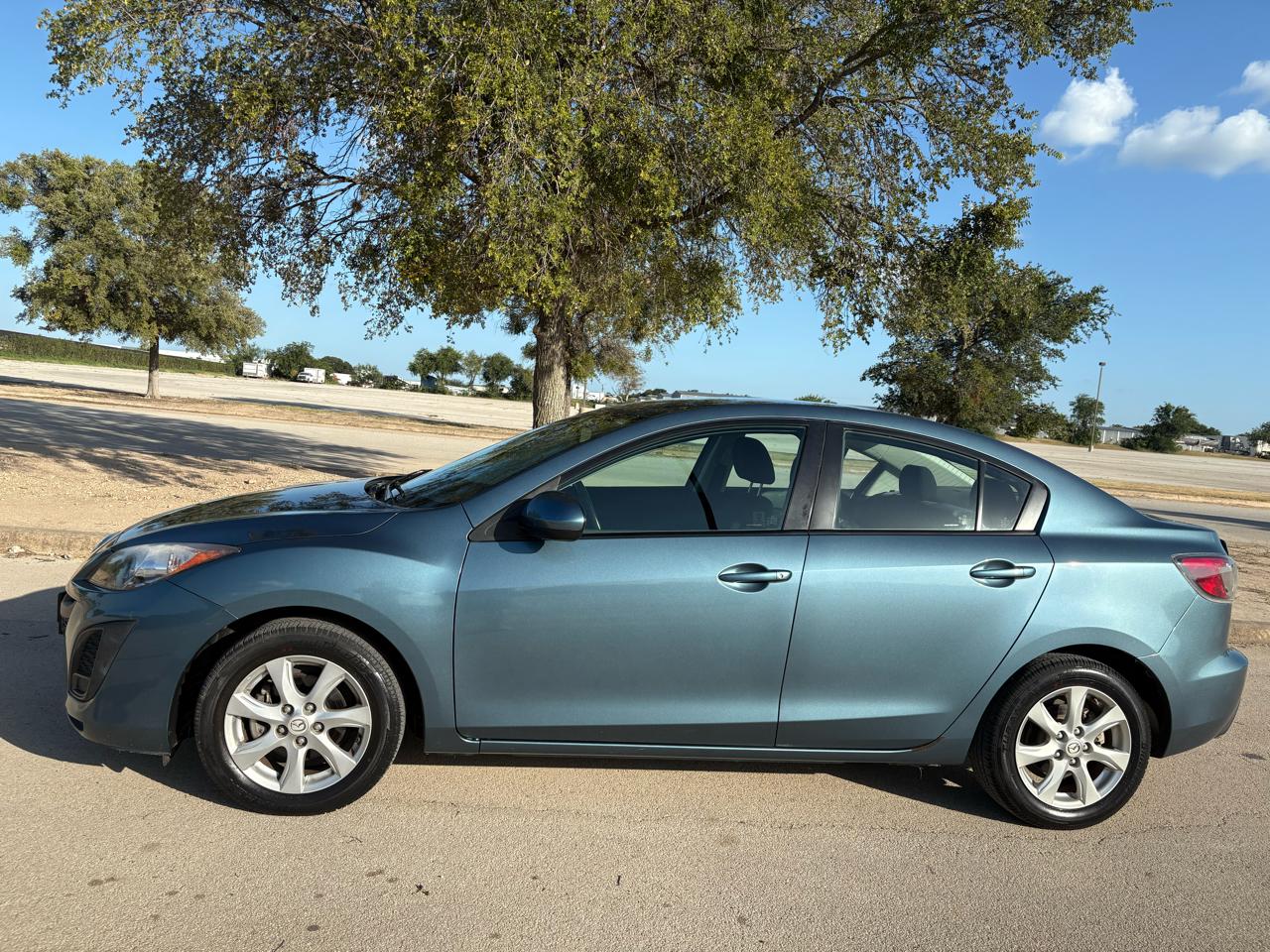 Mazda MAZDA3 4dr Sdn Auto i Touring 2011