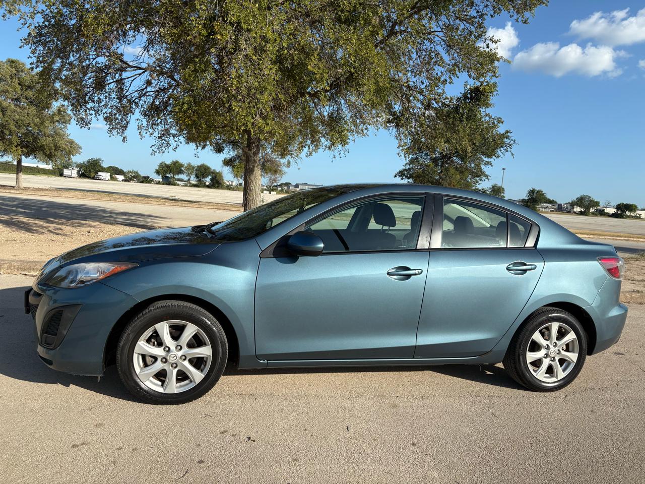 Mazda MAZDA3 4dr Sdn Auto i Touring 2011