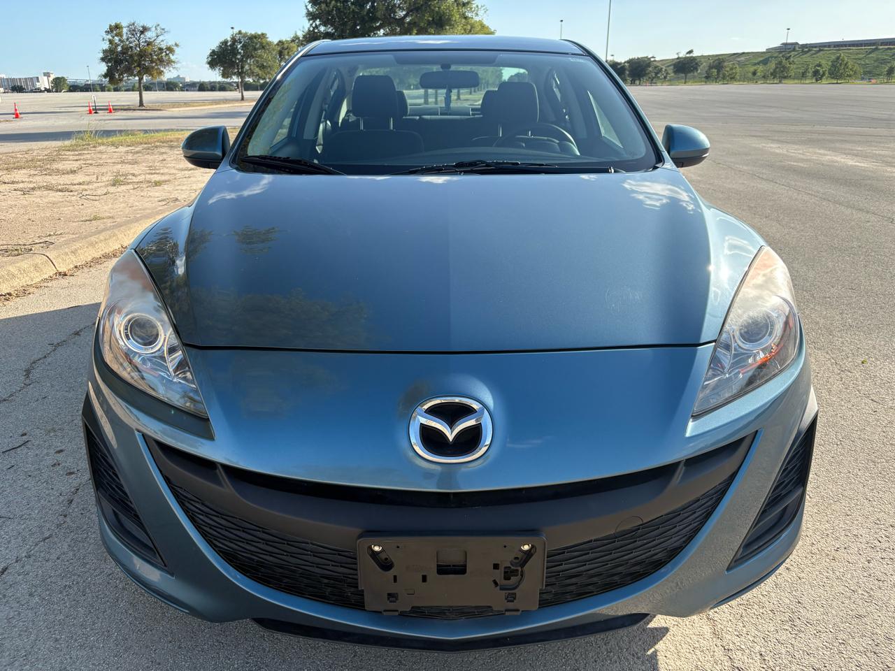 Mazda MAZDA3 4dr Sdn Auto i Touring 2011