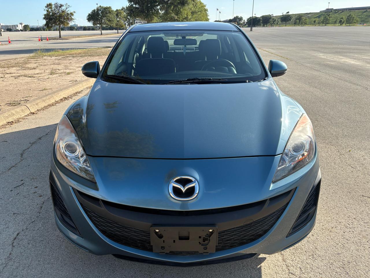 Mazda MAZDA3 4dr Sdn Auto i Touring 2011