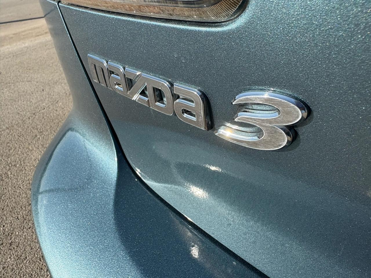 Mazda MAZDA3 4dr Sdn Auto i Touring 2011