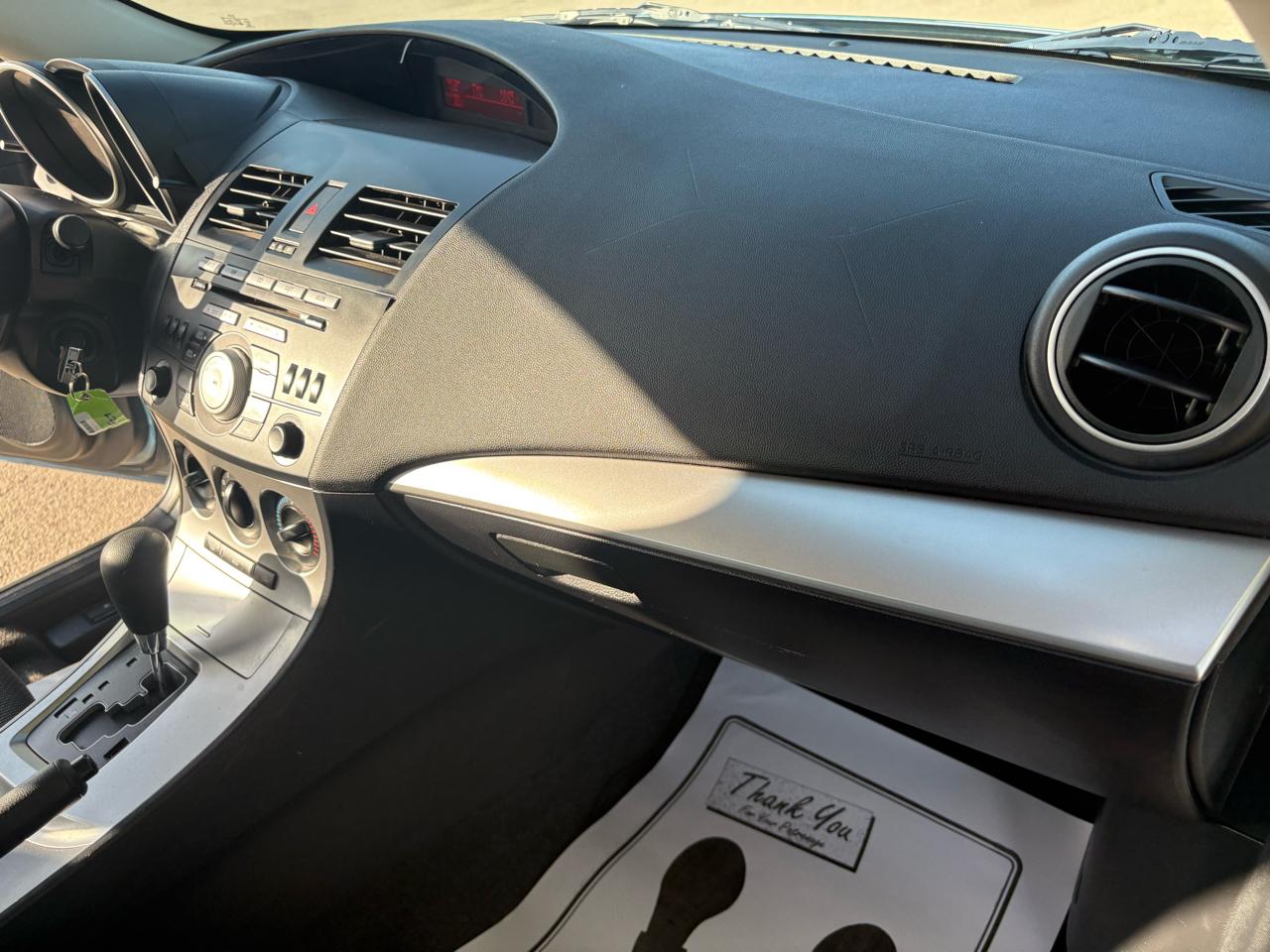 Mazda MAZDA3 4dr Sdn Auto i Touring 2011